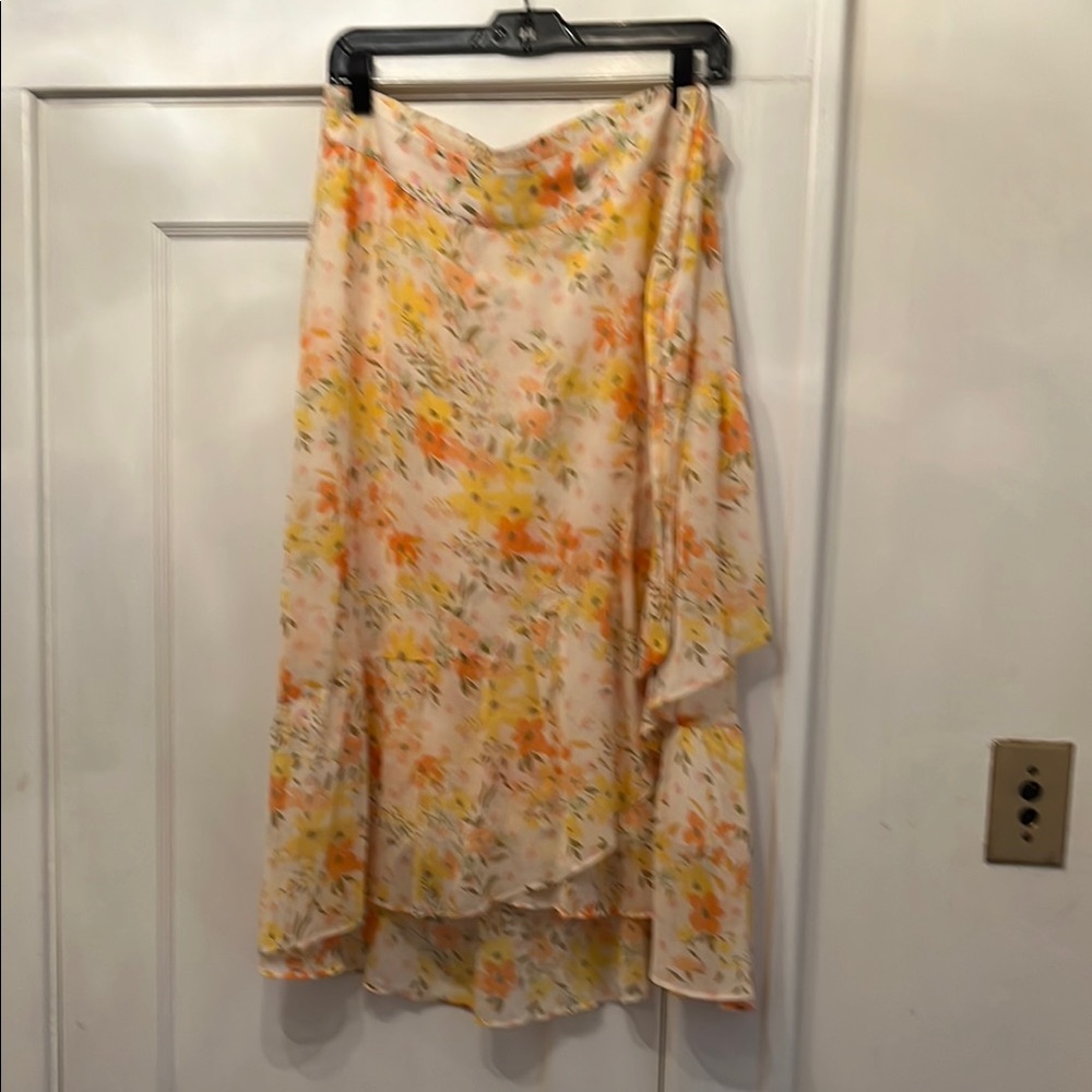 EUC Lauren Conrad skirt
